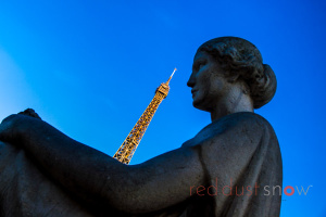 Eiffel Statue