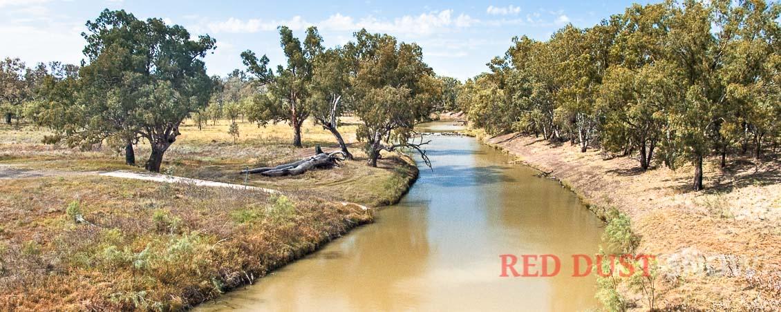 The Darling River Run, Crossing the Namoi River at Walgett, Outback NSW, Australia. Simon Bayliss