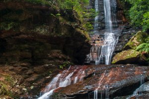 Emrpess Falls