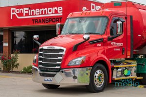 New Freightliner Prime Mover