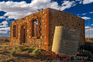 Nevada Hotel and watertank, Silverton, Outack NSW